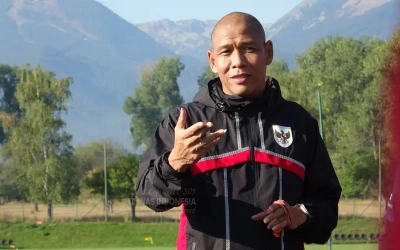 Jelang Timnas Indonesia U-17 vs Brasil, Nova Arianto Tantang Pemain Berani